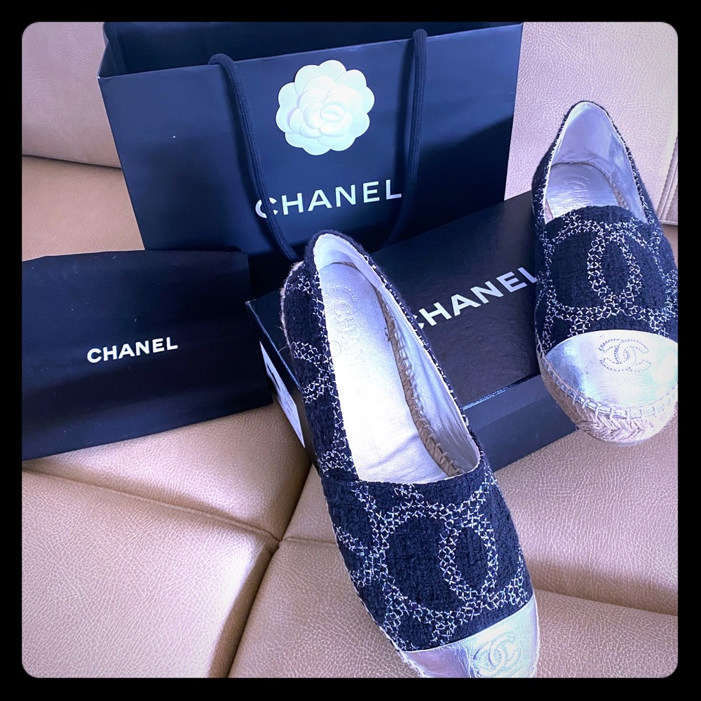 Chanel Slvr/Black Espadrilles Lambskin & Tweed